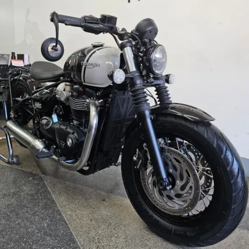 TRIUMPH BOBBER 2024/2024 23000KM 