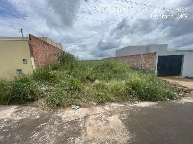 Imóvel com boa estrutura Terreno no Upg Marajo, Uberaba - MG, Nº 206, 200m² | Licitação A