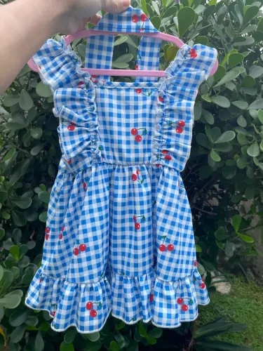 Vestido bebê xadrez cereja 6 a 9 meses