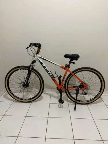Bicicleta Montain Bike aro 29