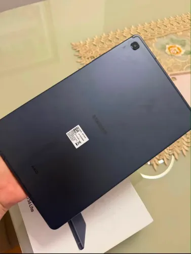 Vende-se tablet S6 lite