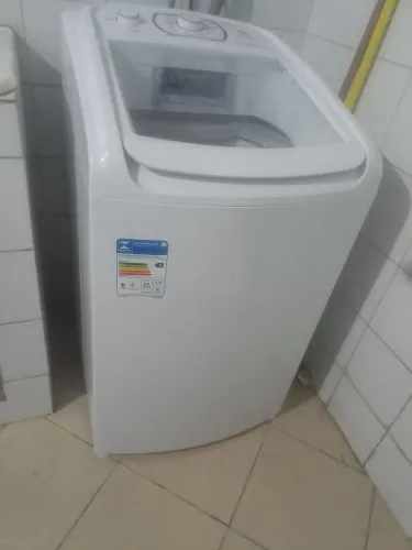 Máquina de lavar 11kg eletrolux nova