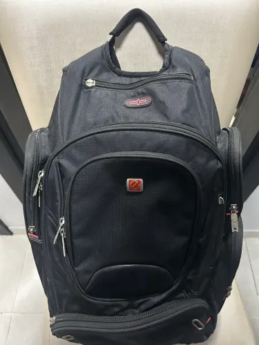 Mochila a venda