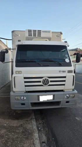 VW 17.180 BAU FRIGORIFICO  ANO:2010 - R$ 235.000,00