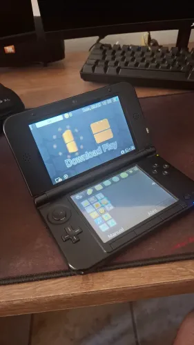 Nintendo 3DS XL + 7 Jogos