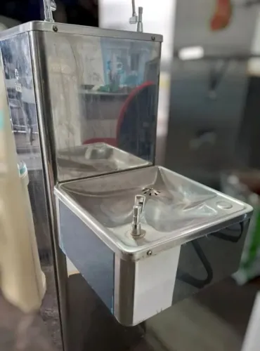 Bebedouro de pressão