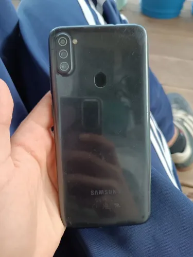 Samsung a20s