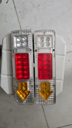 Lanterna para carrocinha