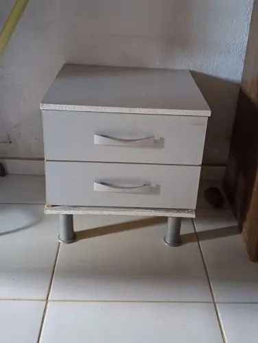 Criado mudo