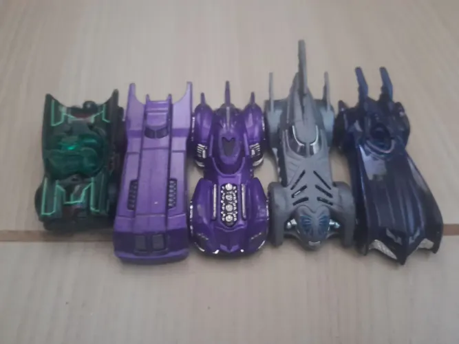 CARRINHOS HOT WHEELS BATMAN!
