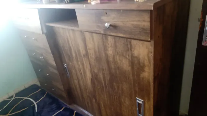 Cômoda ,em Uberaba divide cartão