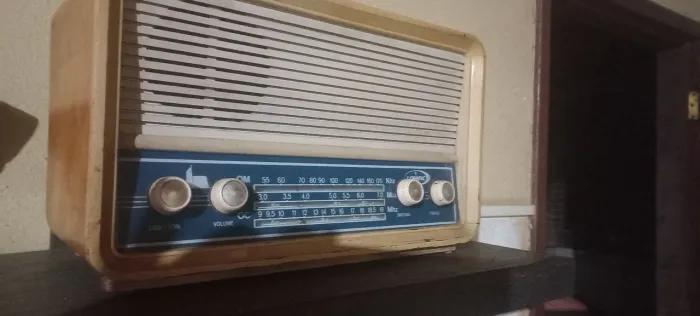 Radio antigo semp