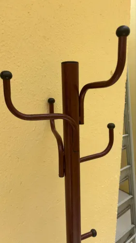 Cabideiro de ferro