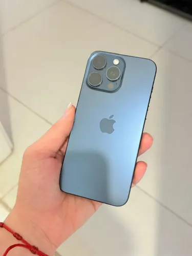 iPhone 15 pro Max 512gb AZUL