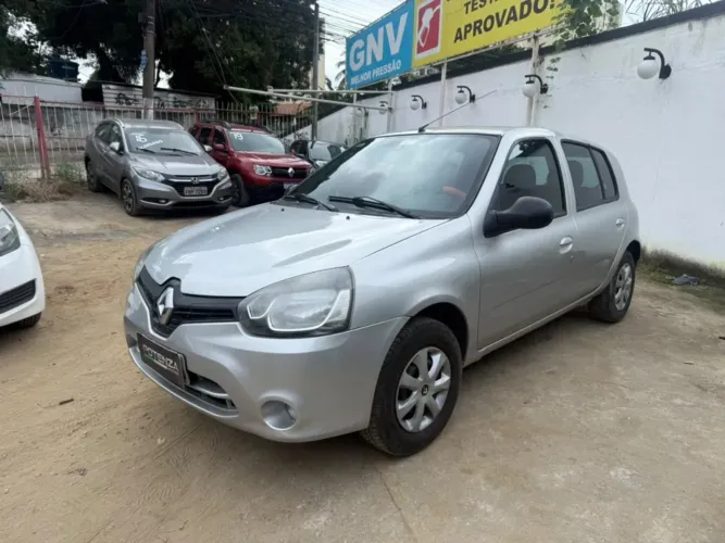 Renault Clio RN/ Expression 1.6 16V 5P 2015