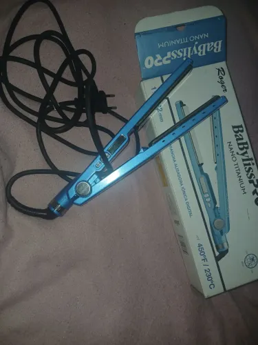 Estou vendendo uma chapinha de cabelo.