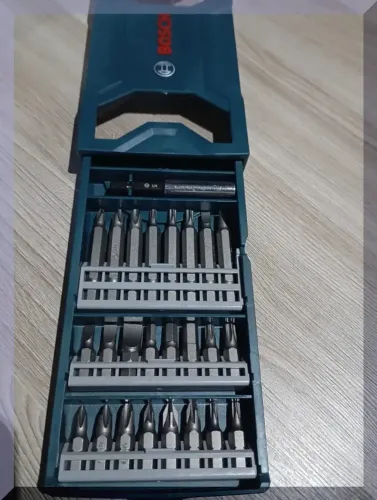 Conjunto de Bits X-Line da Bosch com 25 Itens. Ultimas peças