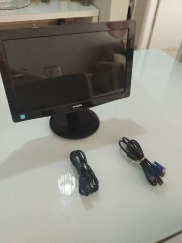 Monitor de Vídeo 15,6 polegadas