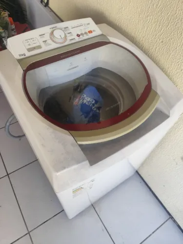 Maquina de lavar Brastemp 11kg com defeito