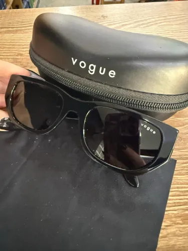 Óculos vogue original