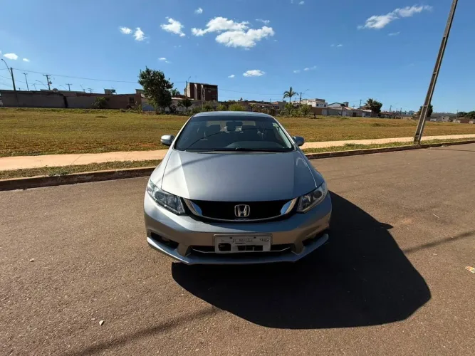 Honda Civic Sedan LXR 2.0 Flexone 16V Aut. 4P 2015