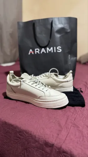 Tenis Aramis
