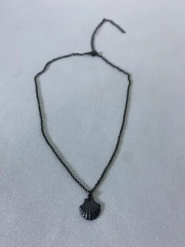 Colar de Concha em grafite - Bijuteria