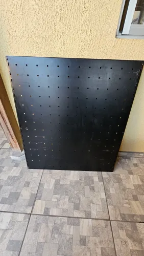 Painel perfurado em aço 120 x 90cm