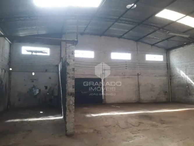 Barracão para alugar, 270 m² por R$ 3.500,00/mês - Jardim Imperial - Maringá/PR