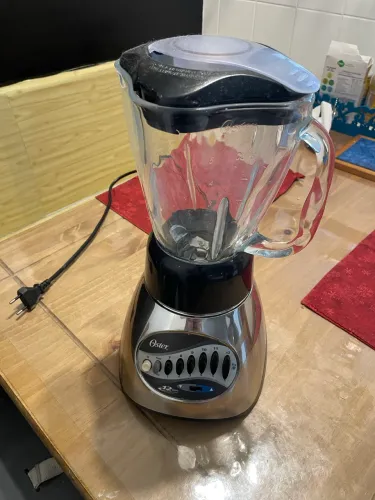 Liquidificador Oster 12 Speed Copo de Vidro Importado