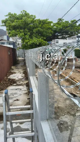 Instalação de concertina R$29 reais o metro instalada Aparti de 50metros