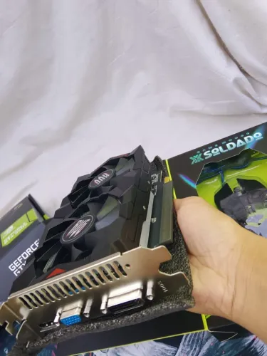 PLACA DE VIDEO GTX 550 TI DDR5 4 GIGAS 