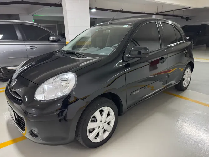Nissan March SV 1.6 16V Flex Fuel 2014