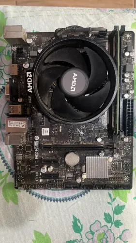 Kit PC Ryzen 3 3200G + Biostar A320MH + 8GB DDR4 + Fonte 550W + HD 500GB