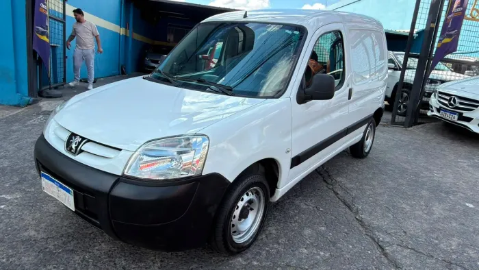 Peugeot Partner Furgão 1.6 16v/ 1.6 16V Flex 3P 2018