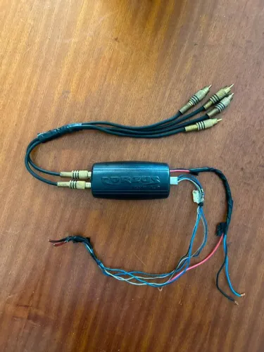 Conversor/Adaptador de Fios para RCA Corzus CVR 4.0