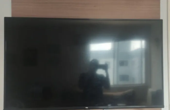 Smart TV da TCL de 50 polegadas COM DEFEITO