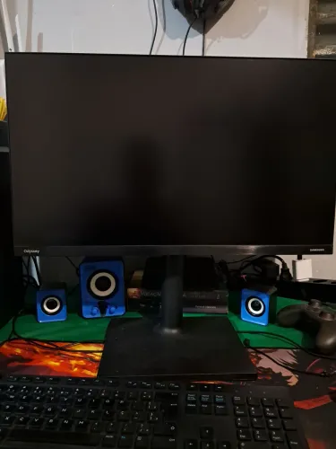 Monitor Samsung Oddysey g30 Full HD 24 polegadas