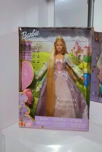 Barbie Rapunzel (COM CAIXA)
