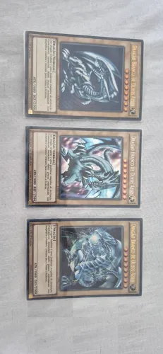 Cards Yu-gi-oh Dragao branco de olhos azuisColecionaveis