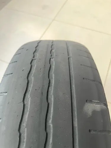 2 pneus 14 185/65 Goodyear