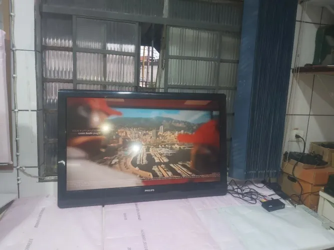 TV Philips 42 polegadas