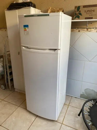 Geladeira cônsul - Funcionando bem