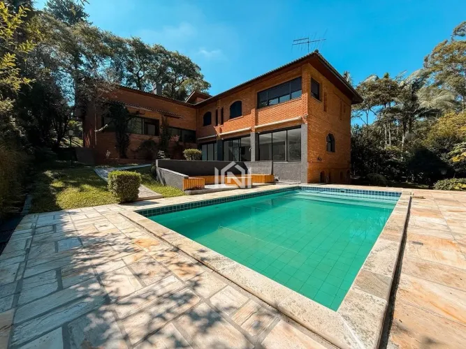 Casa à venda no condomínio Villa Vianna