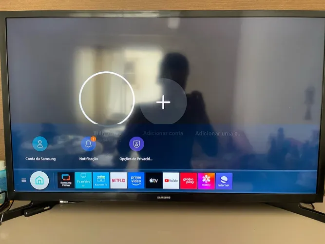 Vendo tv Samsung semi nova