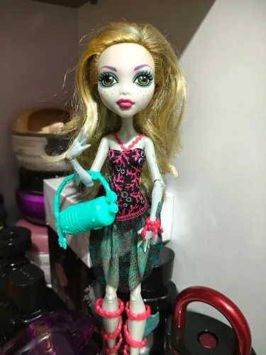 Boneca Monster High - Lagoona Blue da linha Dance Class (Aula de Dança)