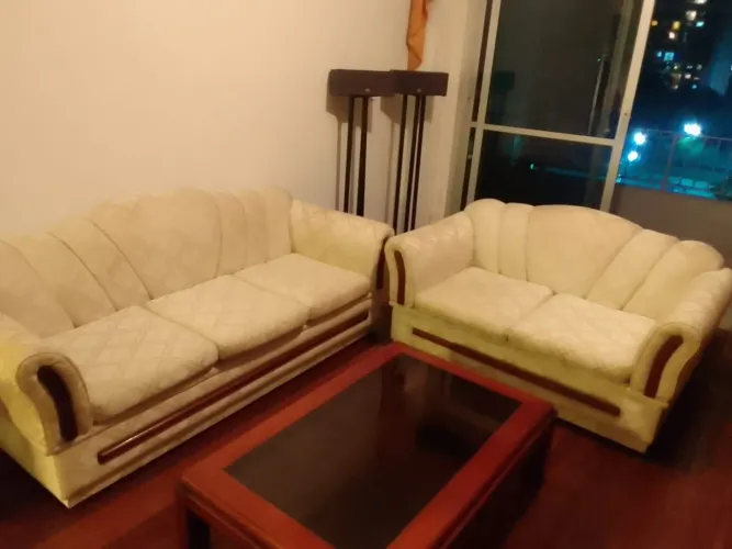Vendo geladeira freezer sofá de 2 e 3 lugares