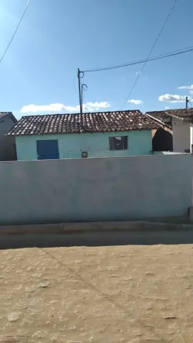 Vende-se casa com 2 quartos PB Boqueirão 