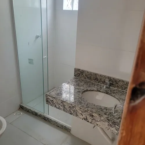 Alugo casa duplex nova. 1° locação  