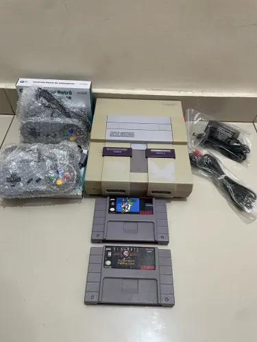 Super Nintendo Fat 2 controles e 2 Jogos